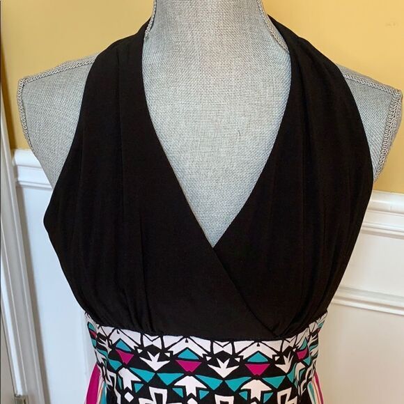 Ronni Nicole Maxi Dress - Picture 2 of 8